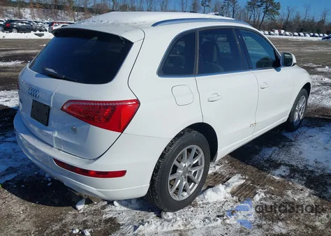 2010 Audi Q5 3.2 Premium from USA, damaged, VIN WA1CKAFP3AA032271